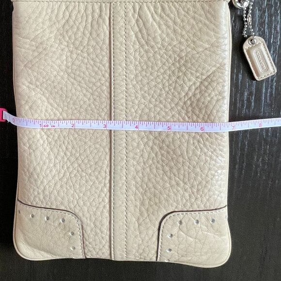 Coach Swingpack Crossbody Messenger Bag No.L05S-9760 - Picture 4 of 15